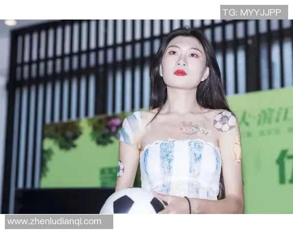 外国人体绘画艺术与足球宝贝完美结合展现激情与魅力的视觉盛宴